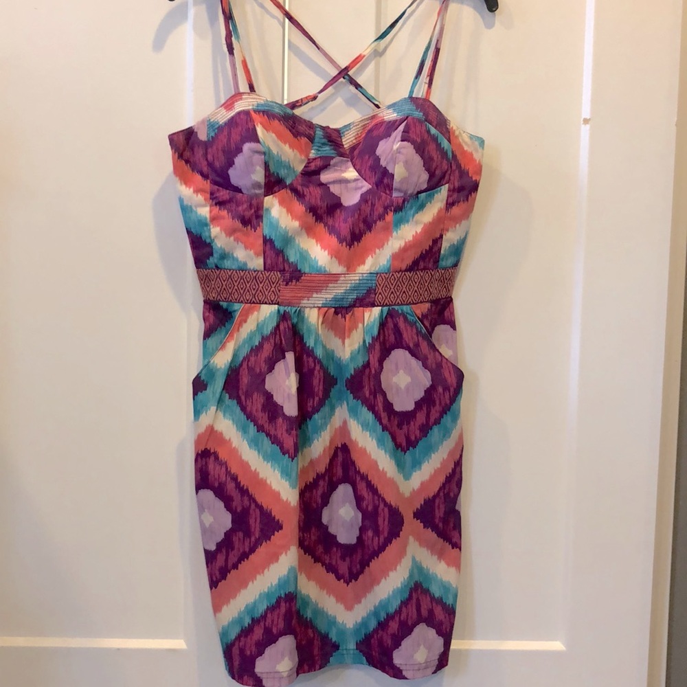 Cute knee length dress with pockets